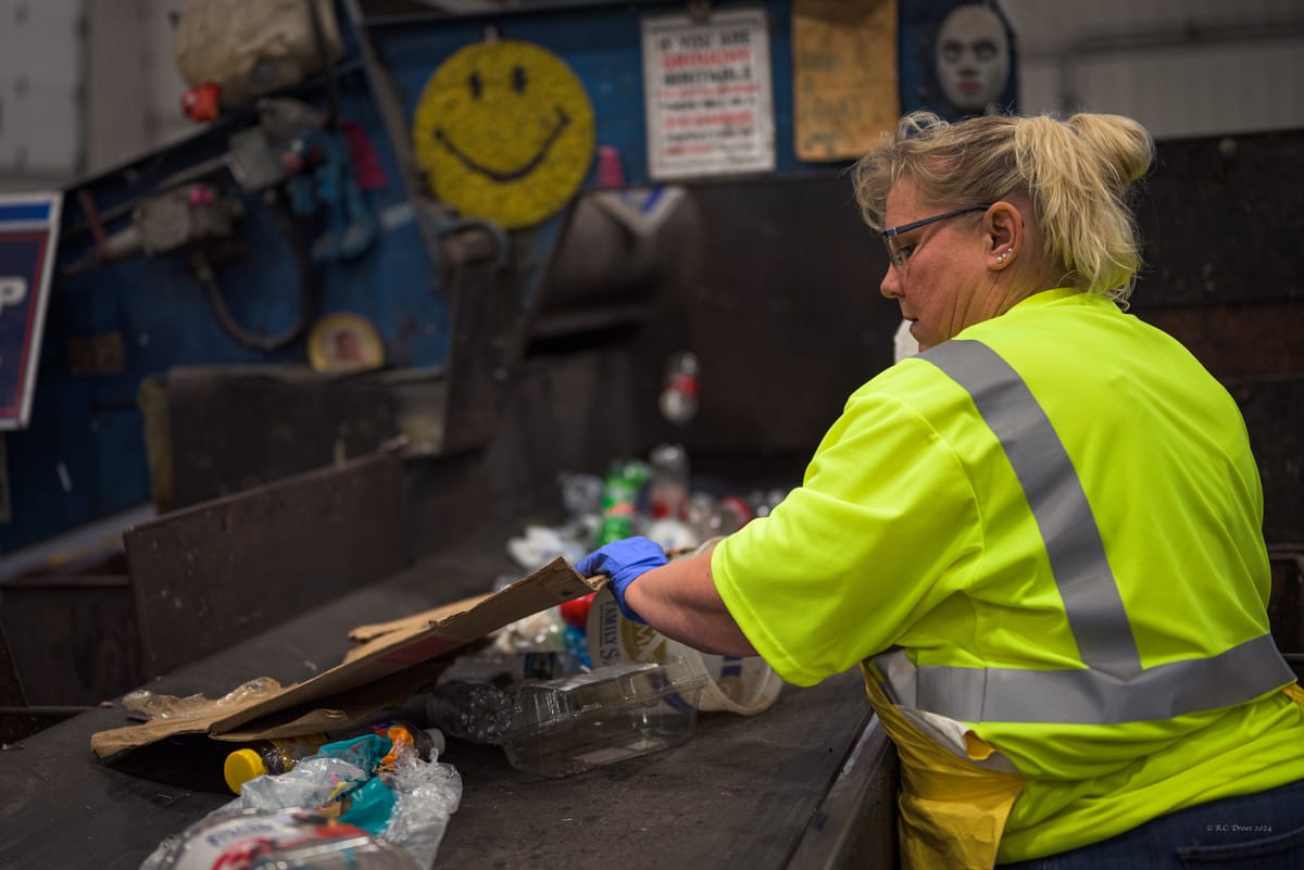 Tour a Minnesota recycling facility